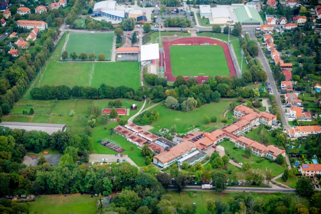 Eine Luftaufnahme des K6 Seminarhotels